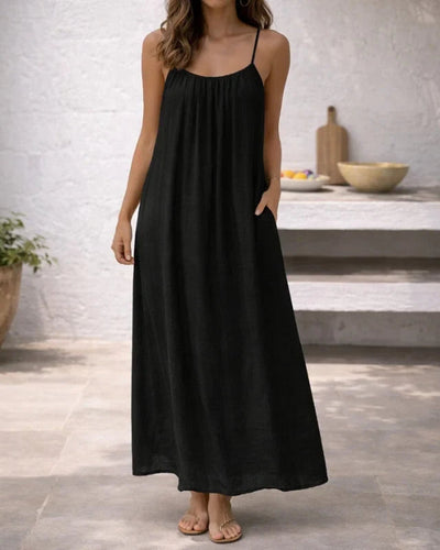 Das Rückenfreie Kleid — Aveyla™