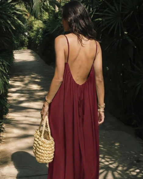 Das Rückenfreie Kleid — Aveyla™